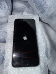 Apple iPhone SE (3rd Generation) – 64GB / Black / Unlocked