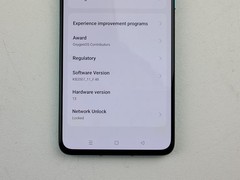 OnePlus 8T (KB2007) 256GB – Green (T-Mobile) Smartphone – SMALL ISSUE – H6443