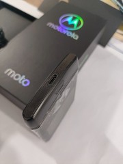Motorola Moto Razr (2019) 128GB ( Factory Unlocked) – Noir Black ESIM