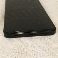 T-Mobile REVVL V+ 5G Nebula Black AI Triple Camera 6.82″ Display CRACKED SCREEN