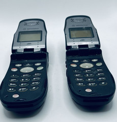 2 – Vintage Nextel I60 Flip Phone Black Untested