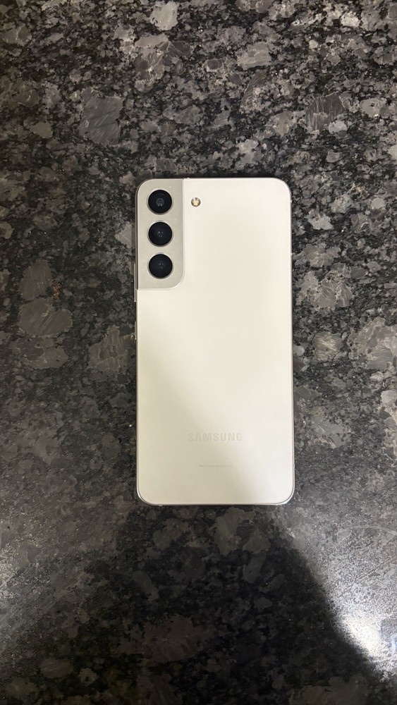 Samsung White Smartphone 12MP Camera Triple Rear Camera White/Silver
