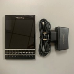 Blackberry Passport Q30 BlackBerryOS Original Unlocked 4.5” 32GB 13.0MP Phones