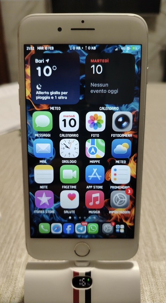 Jailbroken Apple iPhone 8 Plus – 64GB – Silver (Unlocked) iOS 16.3.1 Dopamine