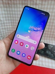 Samsung Galaxy S10e SM-G970U 256GB Prism Blue Unlocked Smartphone OPEN BOX US