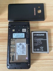 Samsung Galaxy Folder 2 G1650 16GB Unlocked Dual SIM 4G LTE Cell Phone OPEN BOX