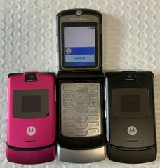 Motorola RAZR V3 GSM 850 /900 /1800 /1900 Unlocked Flip Bluetooth video Phone