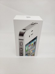 iPhone 4S 16GB, unlocked, White, Org Box, Not Activated. Very Good condition!