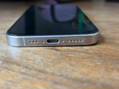 Unlocked Apple iPhone 15 Pro 512GB NTQX3LL/A – BAD FRONT CAMERA and SCREEN