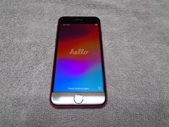 Apple iPhone SE 2nd Generation, 64gb, Red, Carrier Unlocked, Excellent!!!!