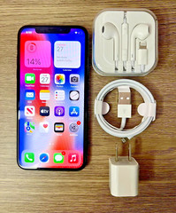 Apple iPhone X Space Gray – 64GB – Factory Unlocked – Good
