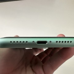 Apple iPhone 11 64GB Green AT&T iOS Smartphone 12MP Dual Rear Camera 85t