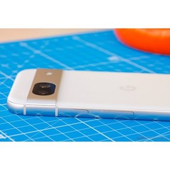 Original Google Pixel 8a Unlocked 128GB 6.1″ OLED 120Hz 5G Smartphone