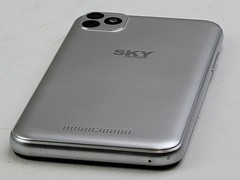 SKY Devices Elite D5Max – 16GB – (GSM Unlocked) Dual SIM Smartphone – H5294