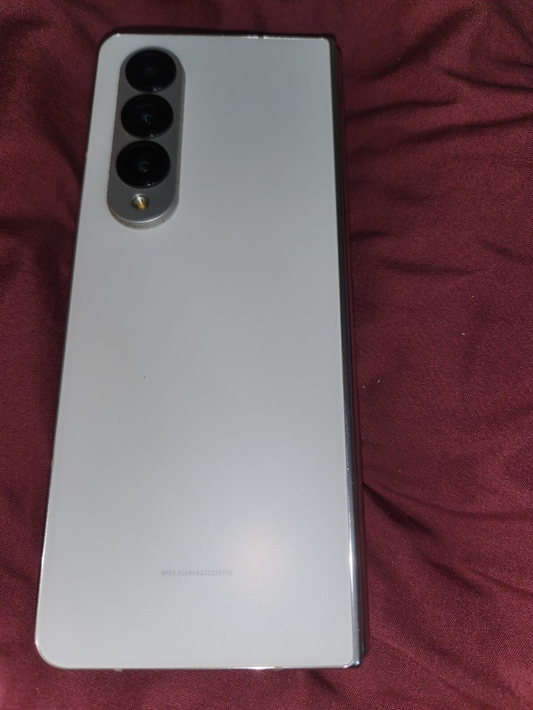 Samsung Galaxy Z Fold4 – 256 GB – beige (Unlocked)