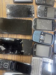 Lot of 31 smartphones – sold for parts or repair