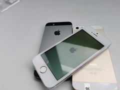 Apple iPhone 5s Unlocked 16/32/64GB – Gray Silver Gold iOS 12 with fingerprint
