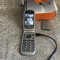 LG B470 True AT&T Cell Phone Plus Extra Battery