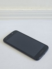 Motorola Moto E5 Play Carrier – N/A Storage – 16GB Tested and Works