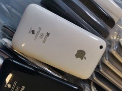 full working Unlocked Original Apple iPhone 3G – 16GB – white black (GSM) IOS3