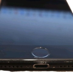Apple iPhone 7 Matte Black 32GB Unlocked Smartphone – Black. Tested Works (Read)