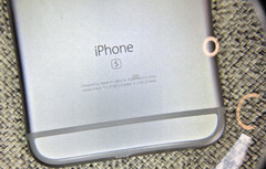 Apple iPhone 6s – A1633 – 64GB – Space Gray – Great – 100% Battery – Working