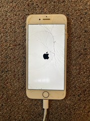 Apple iPhone 7 – 32GB – Rose Gold Turns On And iPhone 14 Box