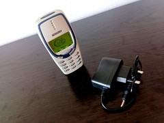 Nokia 3330 100% Working + NEW Battery + Charger – Unlocked – Snake