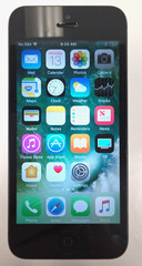 Apple iPhone 5| 4″| 640 x 1136px| A6| iOS 10.3.4| Black/Slate| White/Silver