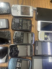 Lot of 31 smartphones – sold for parts or repair