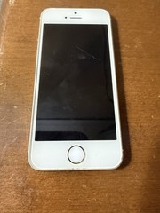 Apple iPhone 5s Gold A1533 Disabled Powers On For Parts or Repair