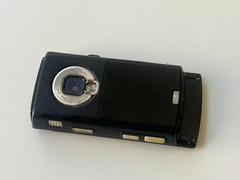 Genuine Nokia N95 8GB Mobile Phone NO BATTERY