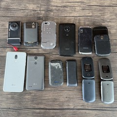Lot of 12 Assorted Cell Phones Untested For Parts Repair Samsung LG Flip