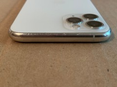 Apple iPhone 11 Pro – 256GB – Silver Unlocked A2160 (CDMA + GSM) Read