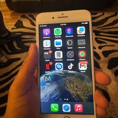 Apple iPhone 8 Plus with Tiktok – 64 GB – Silver (C Spire)