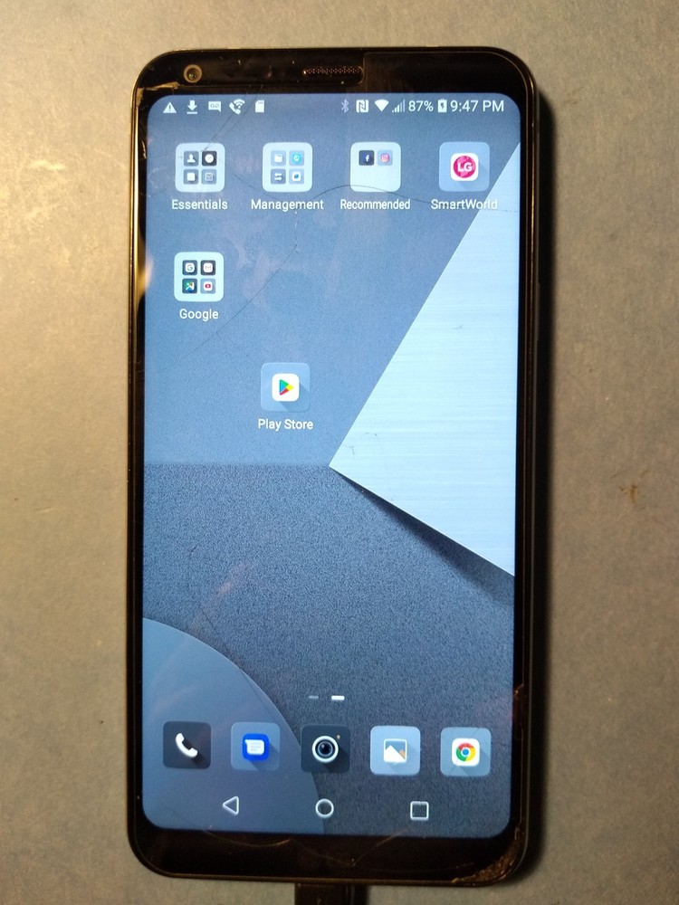 LG-US700 Q6 32GB 3GB RAM Smartphone
