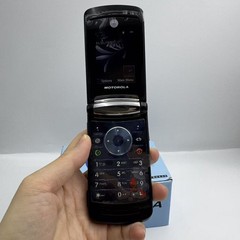 Original Motorola RAZR2 V9 2.2″ 2MP Bluetooth MP3 Flip Unlocked 3G Phone