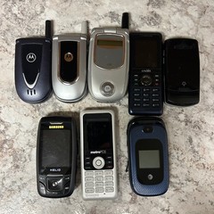 Mixed Cell Phone Lot of 9 Vintage Motorola Samsung Flip PARTS REPAIR UNTESTED