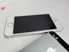 Apple iPhone 5s Unlocked 16/32/64GB – Gray Silver Gold iOS 12 with fingerprint