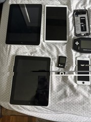Lot of 18 Phones/Gameboy/Tablets/MP3 Players all for parts AS IS READ DISC