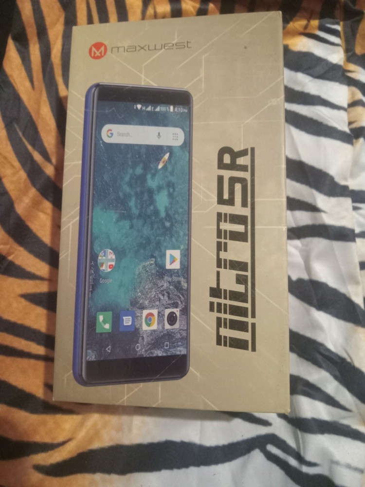 Maxwest Nitro5R Blue Cell Phone Device
