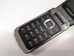 Original Samsung GT-C3590 Bluetooth MP3 GSM 2G 2.4″ Flip Mobile Phone Unlocked