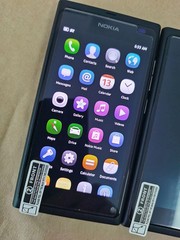 Unlocked Nokia Lumia N9 N9-00 3G Touchscreen 16GB 8MP GPS Smartphone