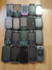 Lot of 20 Hybrid model Samsung for parts