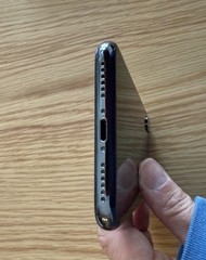 Apple iPhone X A1865 Unlocked 64GB Space Gray-corner Of Screen Blemish