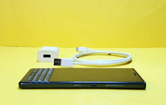 ⚡SCRATCHED⚡ BLACKBERRY KEY2 LE 32GB KEYTWO UNLOCKED CELL PHONE ROGERS TELUS BELL