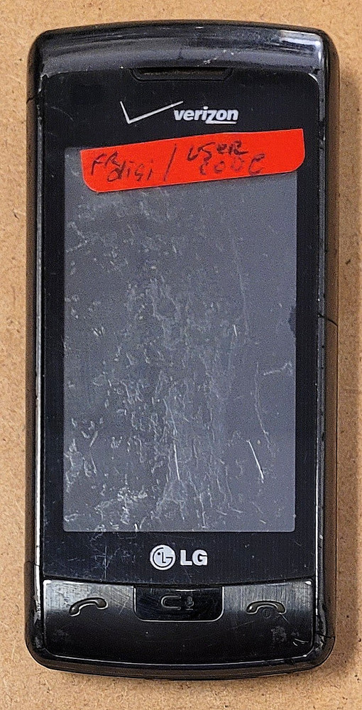 LG enV Touch VX11000 – Black and Silver ( Verizon ) Cellular Phone
