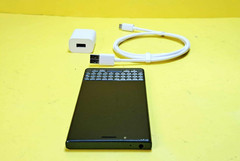 ⚡SCRATCHED⚡ BLACKBERRY KEY2 LE 32GB KEYTWO UNLOCKED CELL PHONE ROGERS TELUS BELL