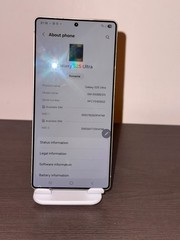 Samsung Galaxy S25 Ultra 256GB SM-S938B/DS – Unlocked – Cracked Back Glass