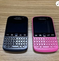 BlackBerry 9720 Unlocked Cellphone 3G WIFI 5MP Camera FM Radio GPS SALE LO